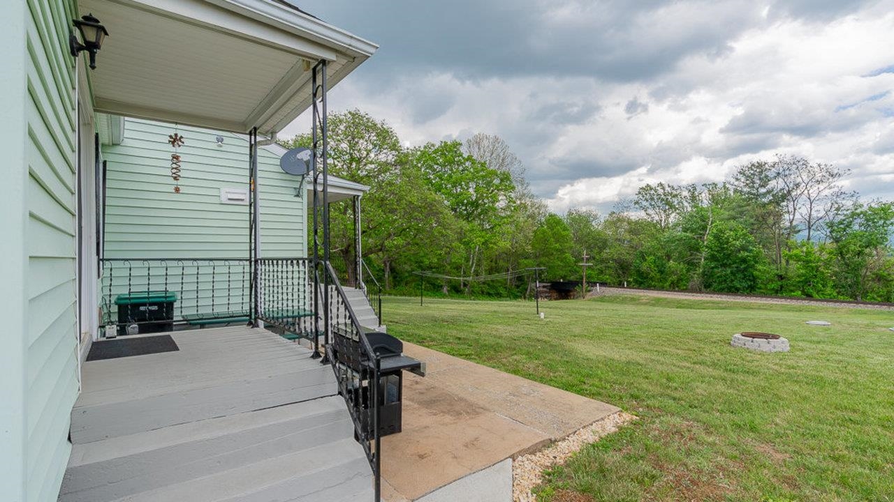 909 MILL CREEK RD, LURAY, Virginia 22835, 3 Bedrooms Bedrooms, ,2 BathroomsBathrooms,Residential,909 MILL CREEK RD,664098 MLS # 664098