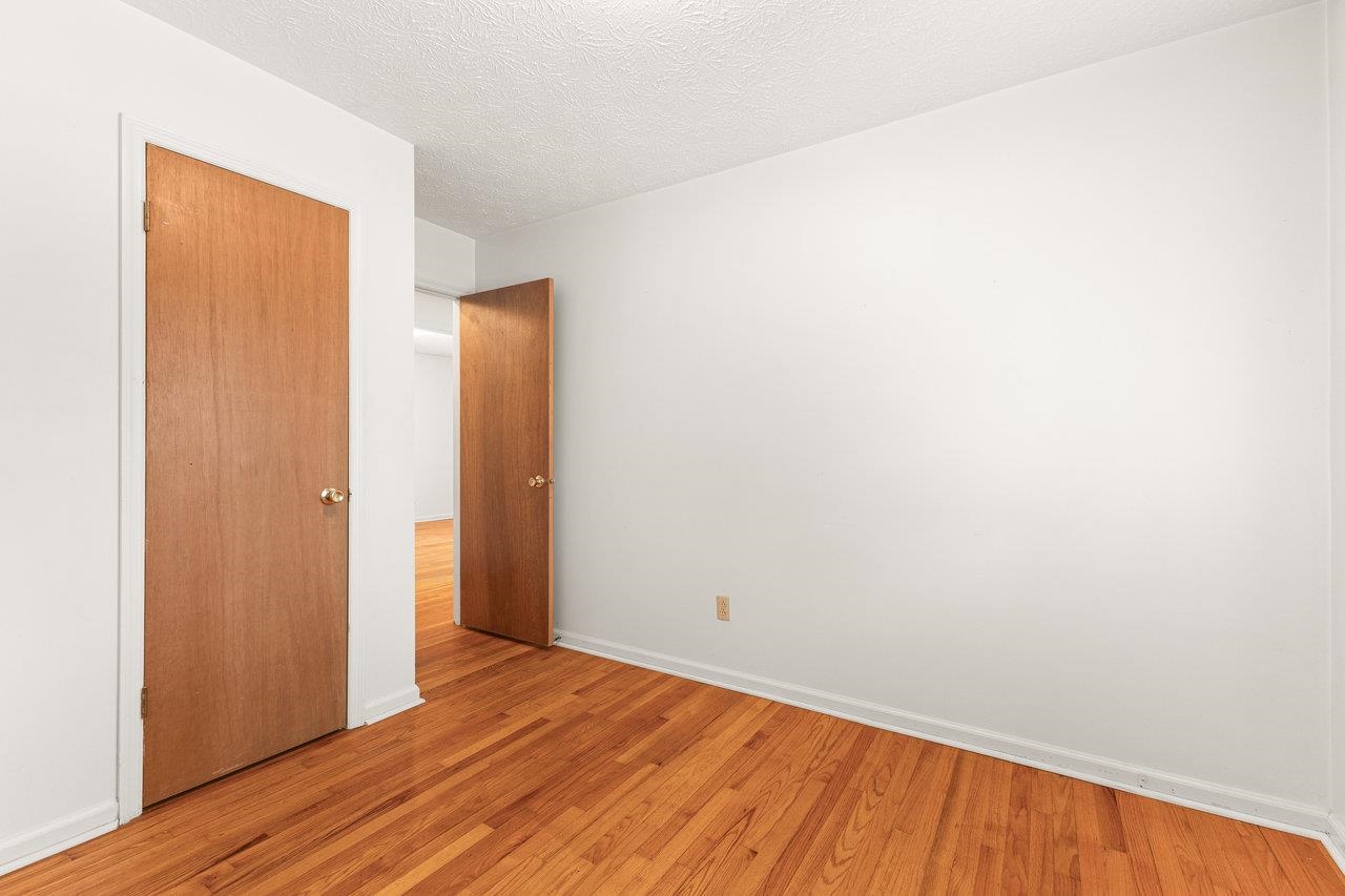 431 WEST AVE, HARRISONBURG, Virginia 22801, 3 Bedrooms Bedrooms, ,2 BathroomsBathrooms,Residential,431 WEST AVE,664100 MLS # 664100
