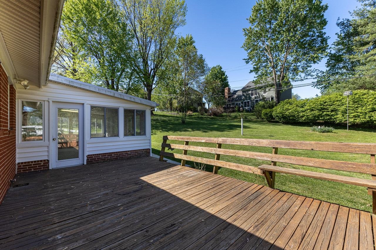 431 WEST AVE, HARRISONBURG, Virginia 22801, 3 Bedrooms Bedrooms, ,2 BathroomsBathrooms,Residential,431 WEST AVE,664100 MLS # 664100