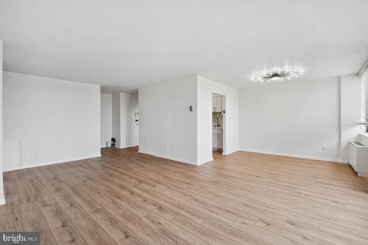 600 ROOSEVELT BLVD #316, FALLS CHURCH, Virginia 22044, 2 Bedrooms Bedrooms, 4 Rooms Rooms,1 BathroomBathrooms,Residential,For sale,600 ROOSEVELT BLVD #316,VAFA2002864 MLS # VAFA2002864