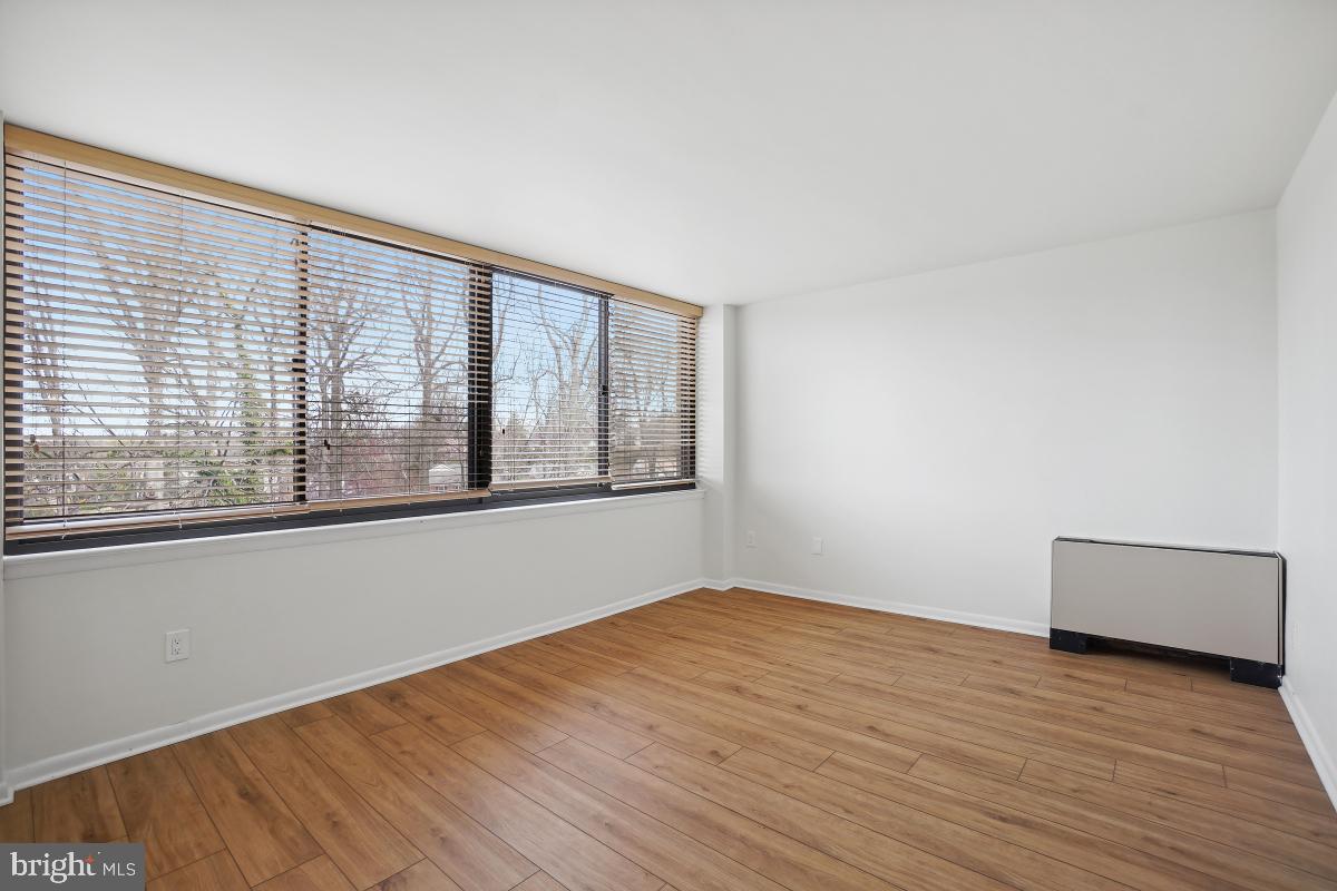 600 ROOSEVELT BLVD #316, FALLS CHURCH, Virginia 22044, 2 Bedrooms Bedrooms, 4 Rooms Rooms,1 BathroomBathrooms,Residential,For sale,600 ROOSEVELT BLVD #316,VAFA2002864 MLS # VAFA2002864