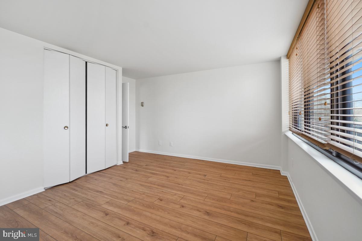 600 ROOSEVELT BLVD #316, FALLS CHURCH, Virginia 22044, 2 Bedrooms Bedrooms, 4 Rooms Rooms,1 BathroomBathrooms,Residential,For sale,600 ROOSEVELT BLVD #316,VAFA2002864 MLS # VAFA2002864