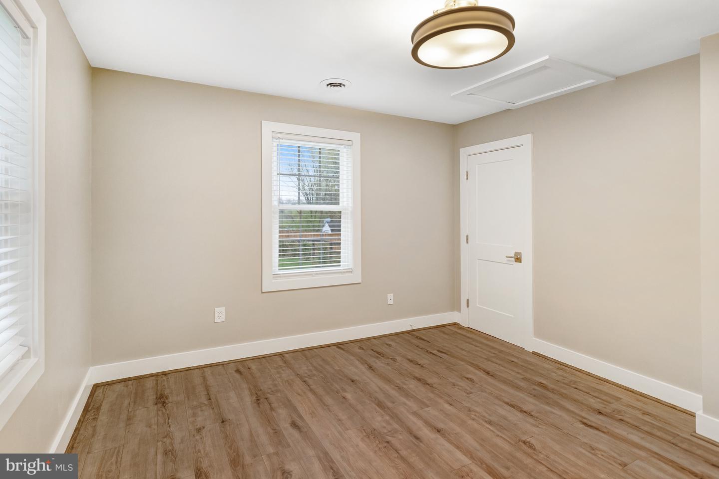 8217 BUCKLAND MILL RD, GAINESVILLE, Virginia 20155, 2 Bedrooms Bedrooms, ,1 BathroomBathrooms,Residential,For sale,8217 BUCKLAND MILL RD,VAPW2090730 MLS # VAPW2090730