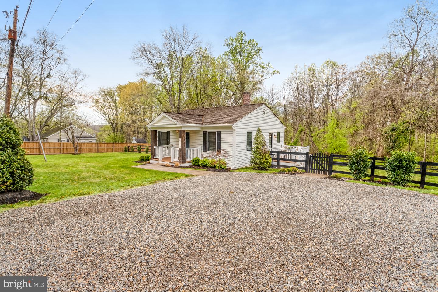 8217 BUCKLAND MILL RD, GAINESVILLE, Virginia 20155, 2 Bedrooms Bedrooms, ,1 BathroomBathrooms,Residential,For sale,8217 BUCKLAND MILL RD,VAPW2090730 MLS # VAPW2090730