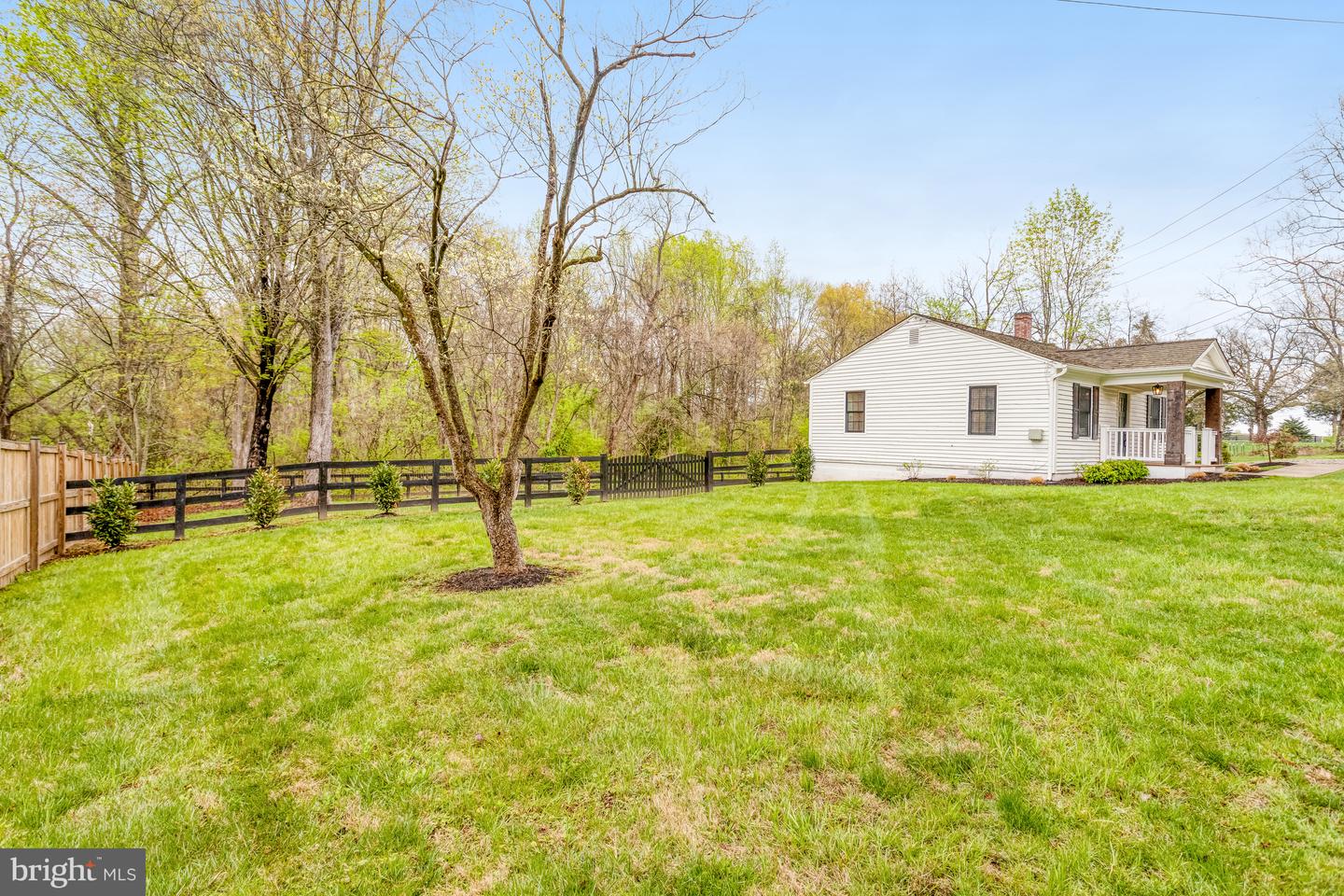 8217 BUCKLAND MILL RD, GAINESVILLE, Virginia 20155, 2 Bedrooms Bedrooms, ,1 BathroomBathrooms,Residential,For sale,8217 BUCKLAND MILL RD,VAPW2090730 MLS # VAPW2090730