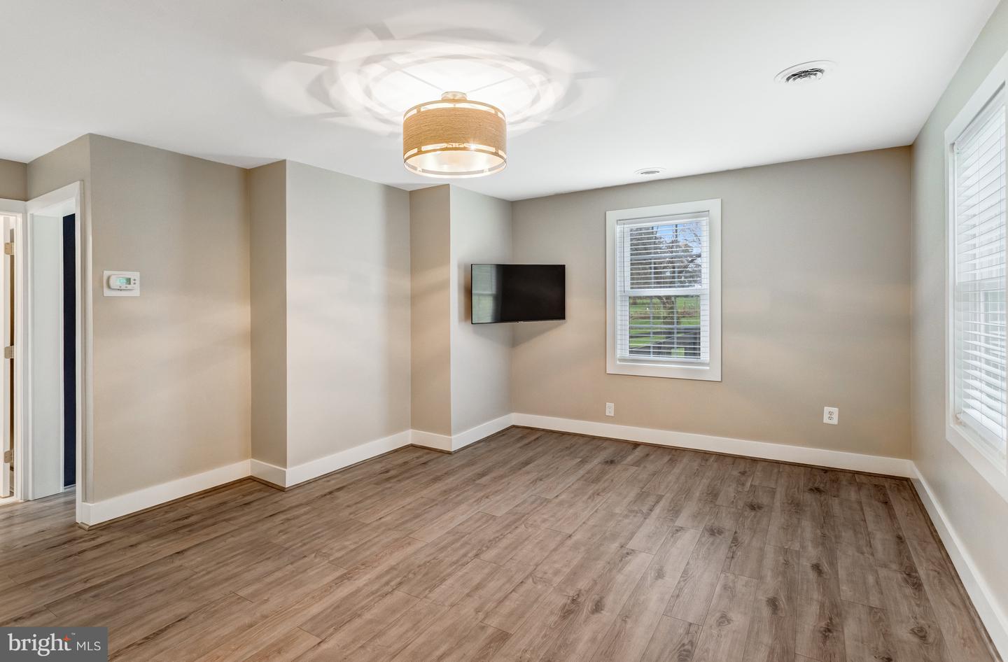 8217 BUCKLAND MILL RD, GAINESVILLE, Virginia 20155, 2 Bedrooms Bedrooms, ,1 BathroomBathrooms,Residential,For sale,8217 BUCKLAND MILL RD,VAPW2090730 MLS # VAPW2090730
