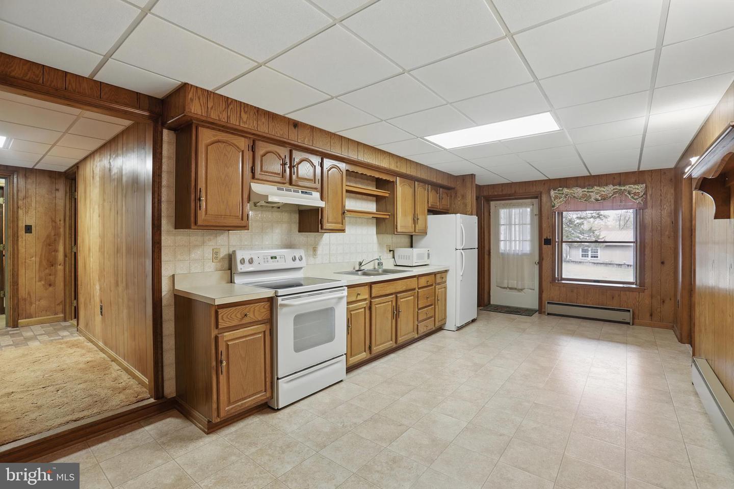6014 GERMANTOWN RD, MIDLAND, Virginia 22728, 4 Bedrooms Bedrooms, ,2 BathroomsBathrooms,Residential,For sale,6014 GERMANTOWN RD,VAFQ2016024 MLS # VAFQ2016024