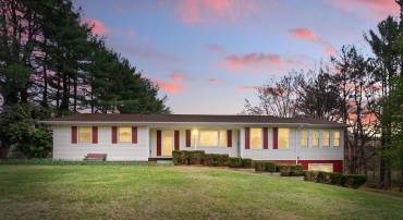 6014 GERMANTOWN RD, MIDLAND, Virginia 22728, 4 Bedrooms Bedrooms, ,2 BathroomsBathrooms,Residential,For sale,6014 GERMANTOWN RD,VAFQ2016024 MLS # VAFQ2016024