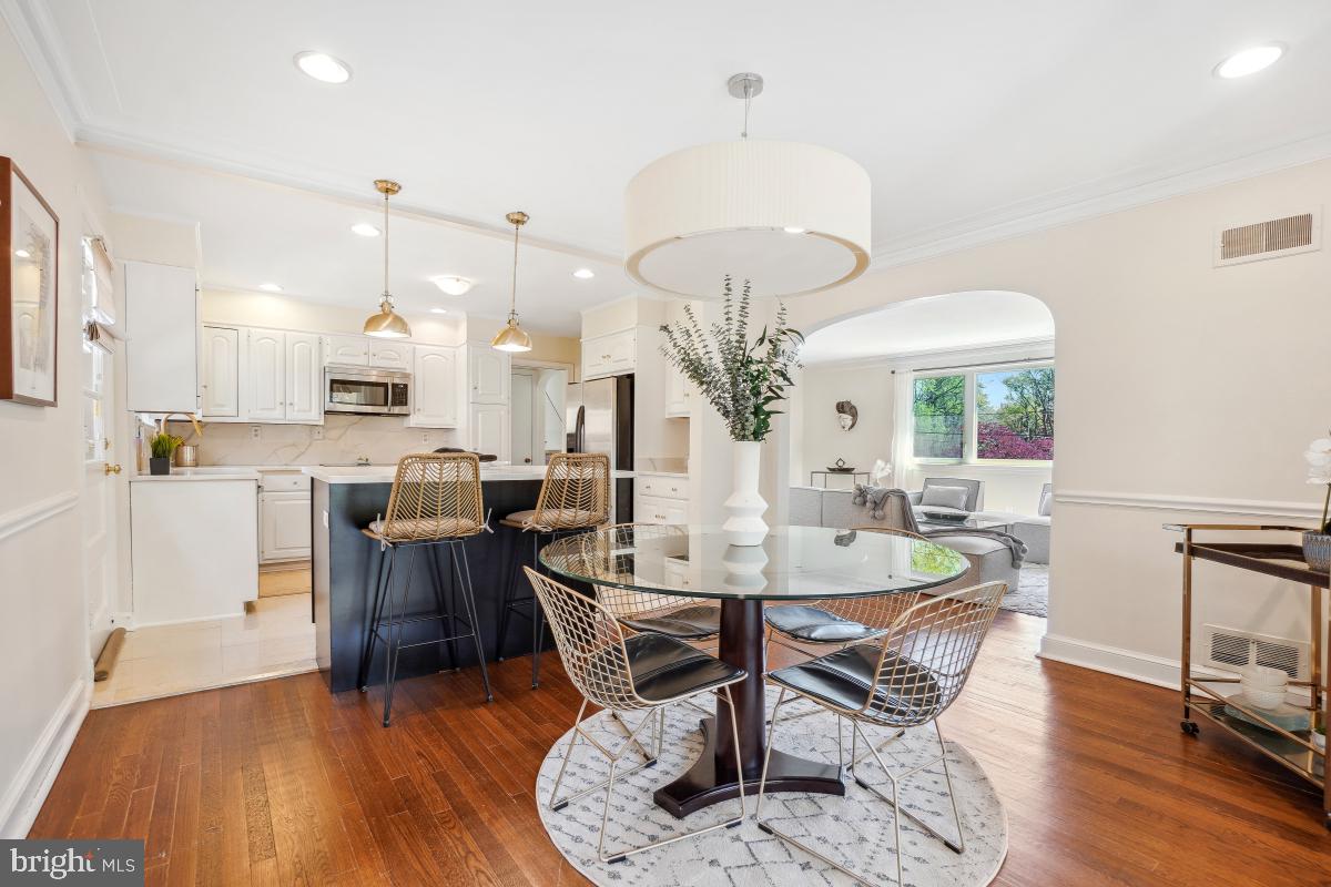 1801 PRIMROSE RD NW, WASHINGTON, District Of Columbia 20012, 5 Bedrooms Bedrooms, ,4 BathroomsBathrooms,Residential,For sale,1801 PRIMROSE RD NW,DCDC2194700 MLS # DCDC2194700