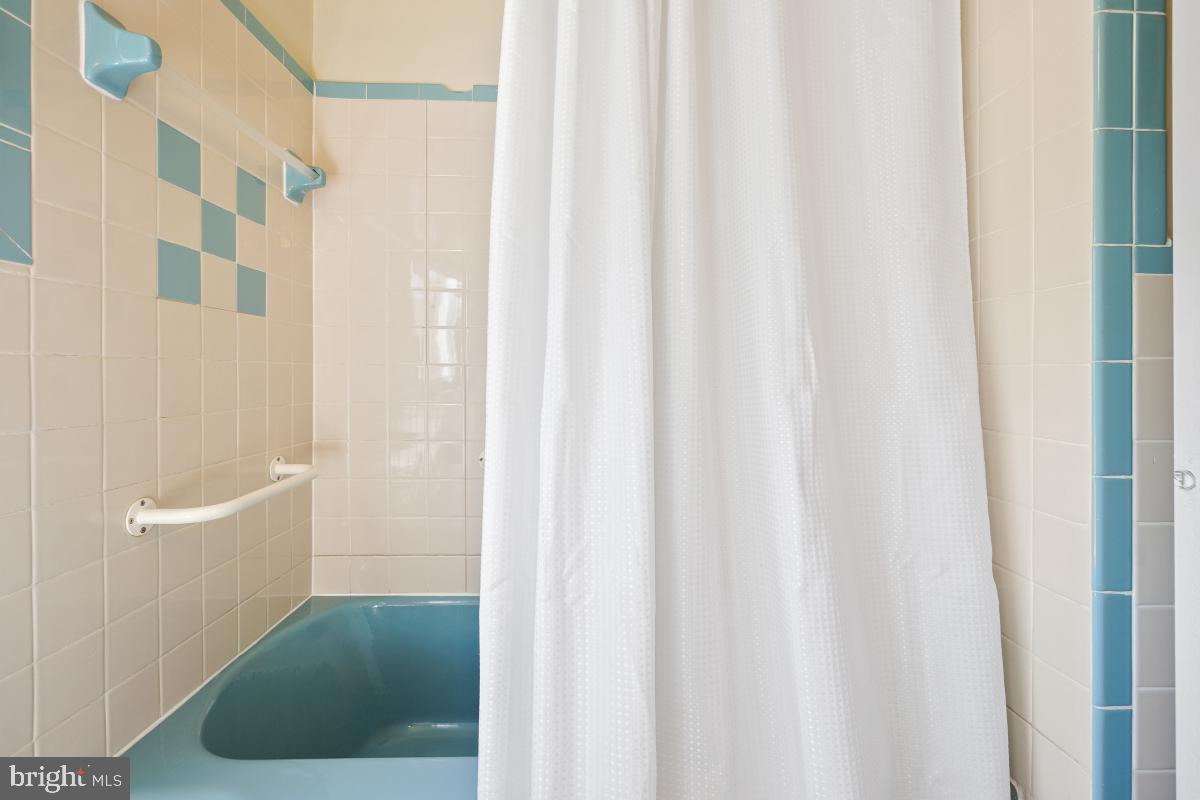1801 PRIMROSE RD NW, WASHINGTON, District Of Columbia 20012, 5 Bedrooms Bedrooms, ,4 BathroomsBathrooms,Residential,For sale,1801 PRIMROSE RD NW,DCDC2194700 MLS # DCDC2194700