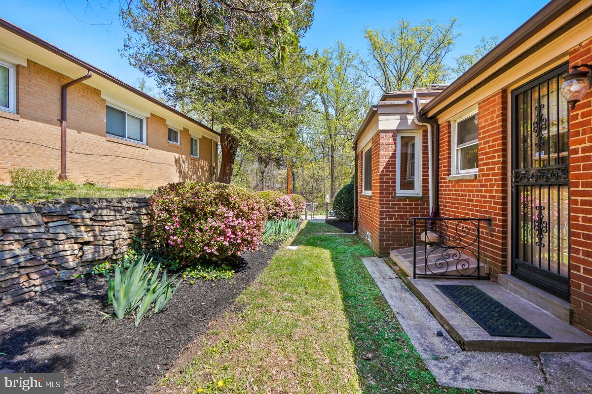 1801 PRIMROSE RD NW, WASHINGTON, District Of Columbia 20012, 5 Bedrooms Bedrooms, ,4 BathroomsBathrooms,Residential,For sale,1801 PRIMROSE RD NW,DCDC2194700 MLS # DCDC2194700