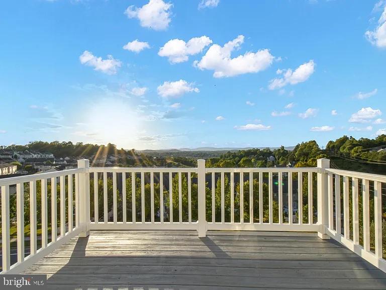 2486 WINTHROP DR, CHARLOTTESVILLE, Virginia 22911, 5 Bedrooms Bedrooms, 8 Rooms Rooms,4 BathroomsBathrooms,Residential,For sale,2486 WINTHROP DR,VAAB2000946 MLS # VAAB2000946
