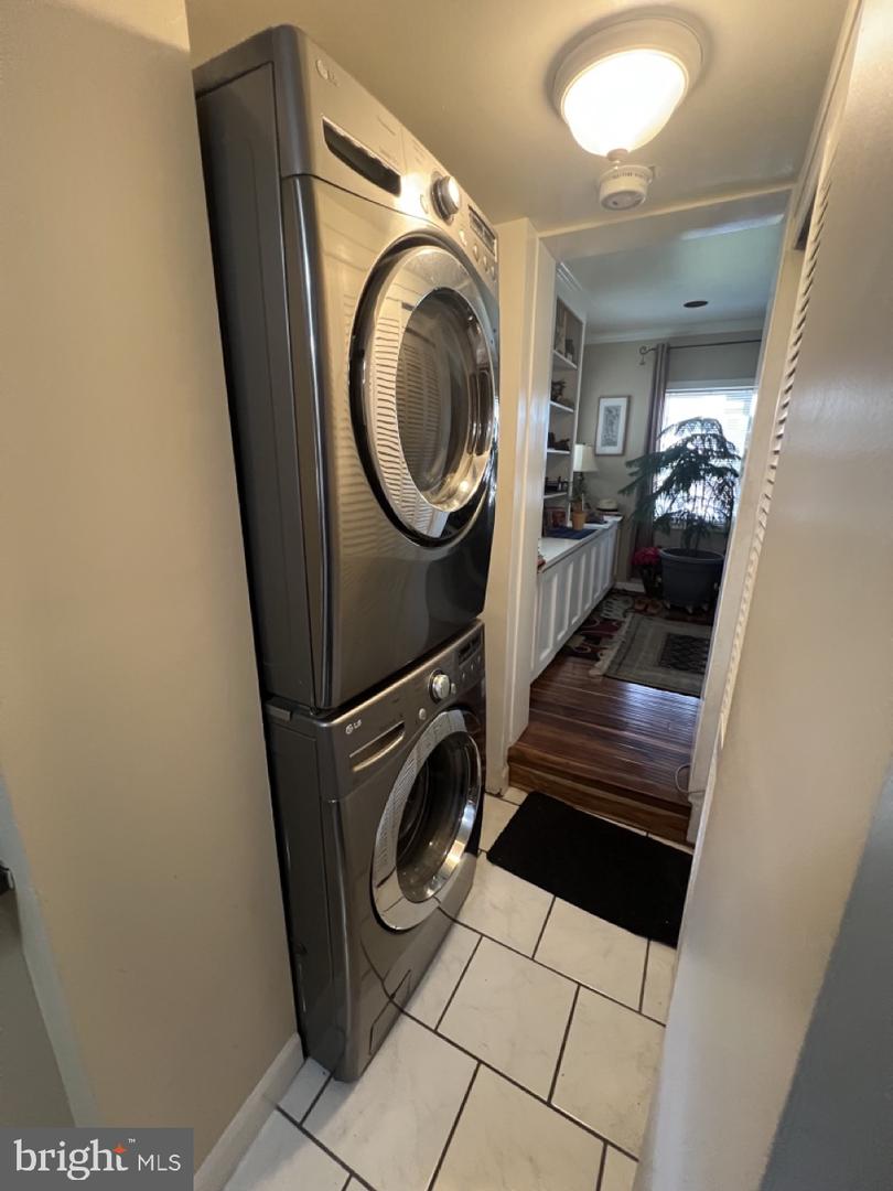 5122 11TH RD S, ARLINGTON, Virginia 22204, 3 Bedrooms Bedrooms, ,1 BathroomBathrooms,Residential,For sale,5122 11TH RD S,VAAR2056682 MLS # VAAR2056682