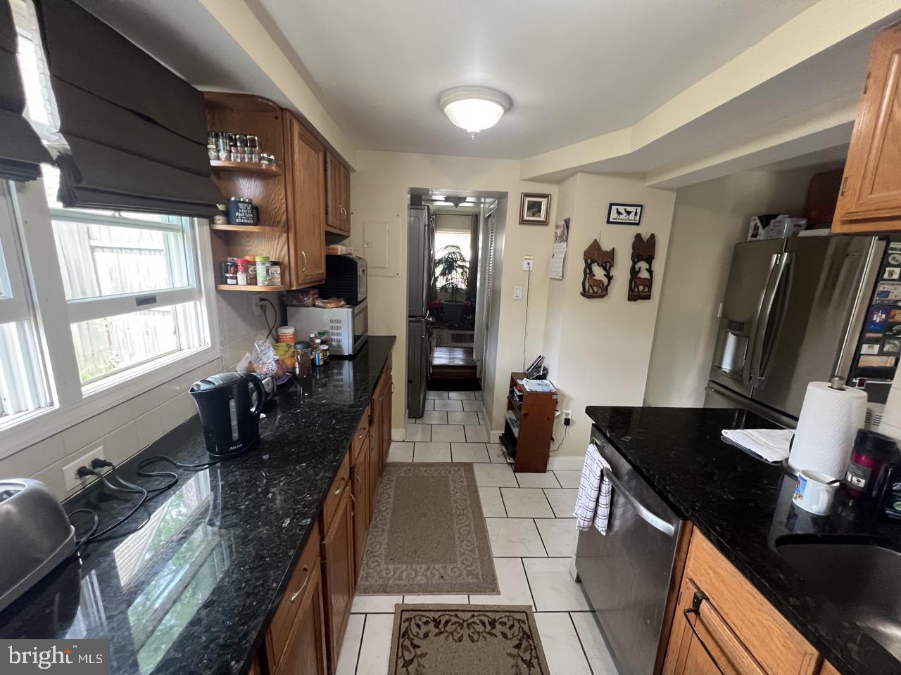 5122 11TH RD S, ARLINGTON, Virginia 22204, 3 Bedrooms Bedrooms, ,1 BathroomBathrooms,Residential,For sale,5122 11TH RD S,VAAR2056682 MLS # VAAR2056682