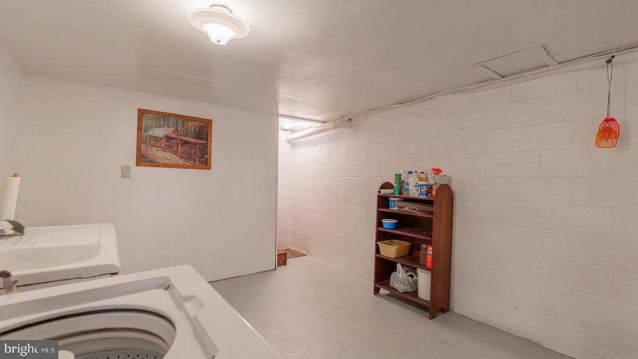 909 MILL CREEK RD, LURAY, Virginia 22835, 3 Bedrooms Bedrooms, ,2 BathroomsBathrooms,Residential,For sale,909 MILL CREEK RD,VAPA2004858 MLS # VAPA2004858