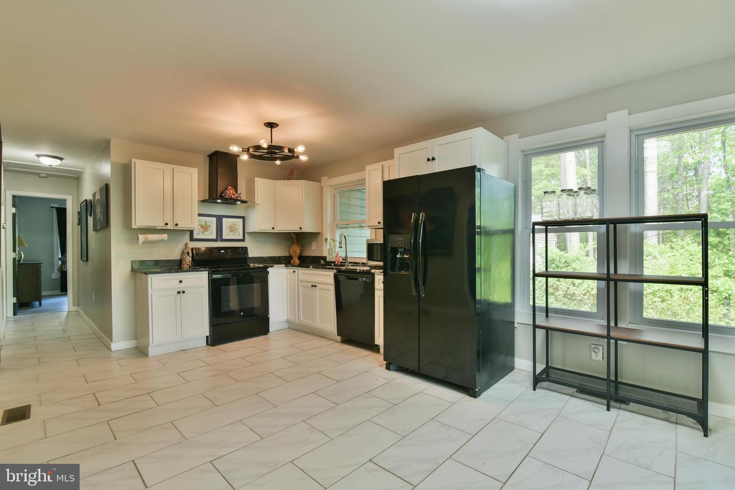 26 ANCHOR LN, COLONIAL BEACH, Virginia 22443, 3 Bedrooms Bedrooms, 5 Rooms Rooms,2 BathroomsBathrooms,Residential,For sale,26 ANCHOR LN,VAWE2008822 MLS # VAWE2008822
