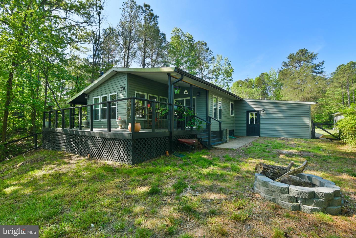 26 ANCHOR LN, COLONIAL BEACH, Virginia 22443, 3 Bedrooms Bedrooms, 5 Rooms Rooms,2 BathroomsBathrooms,Residential,For sale,26 ANCHOR LN,VAWE2008822 MLS # VAWE2008822
