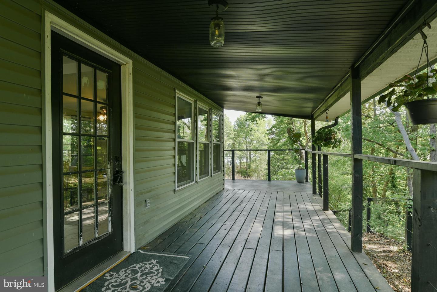 26 ANCHOR LN, COLONIAL BEACH, Virginia 22443, 3 Bedrooms Bedrooms, 5 Rooms Rooms,2 BathroomsBathrooms,Residential,For sale,26 ANCHOR LN,VAWE2008822 MLS # VAWE2008822