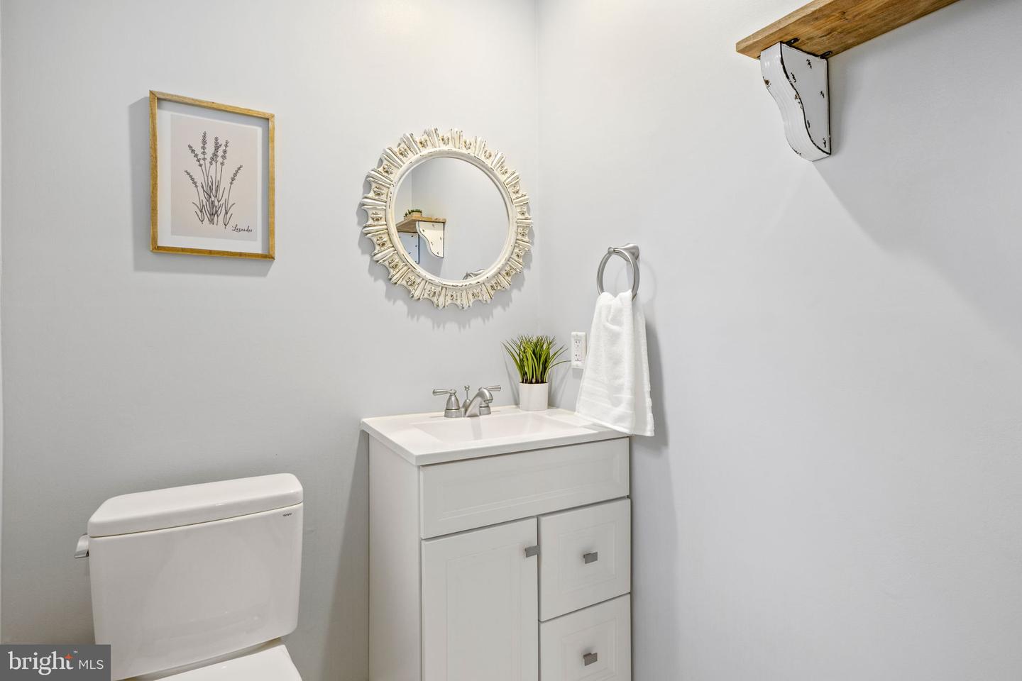 12717 MELVILLE LN, FAIRFAX, Virginia 22033, 4 Bedrooms Bedrooms, ,3 BathroomsBathrooms,Residential,For sale,12717 MELVILLE LN,VAFX2238420 MLS # VAFX2238420