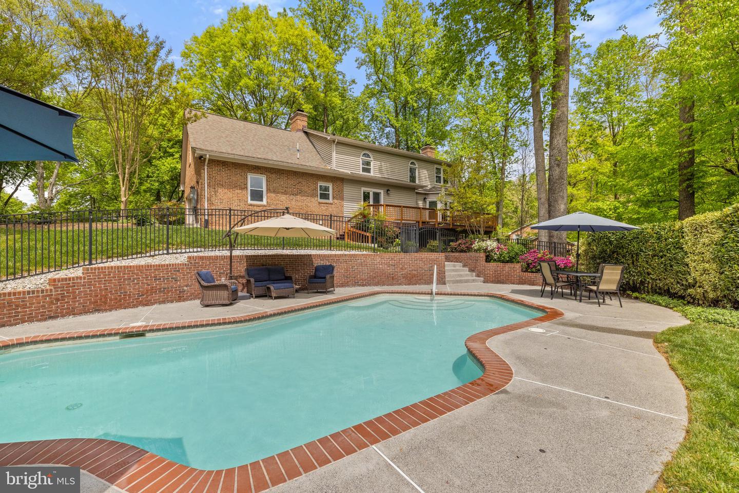 12717 MELVILLE LN, FAIRFAX, Virginia 22033, 4 Bedrooms Bedrooms, ,3 BathroomsBathrooms,Residential,For sale,12717 MELVILLE LN,VAFX2238420 MLS # VAFX2238420