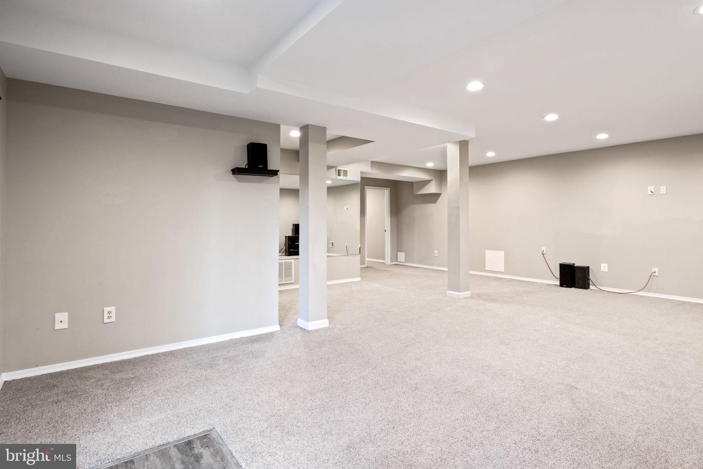 12717 MELVILLE LN, FAIRFAX, Virginia 22033, 4 Bedrooms Bedrooms, ,3 BathroomsBathrooms,Residential,For sale,12717 MELVILLE LN,VAFX2238420 MLS # VAFX2238420