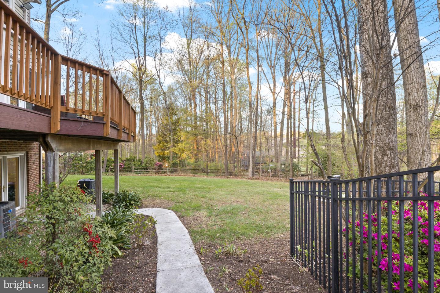 12717 MELVILLE LN, FAIRFAX, Virginia 22033, 4 Bedrooms Bedrooms, ,3 BathroomsBathrooms,Residential,For sale,12717 MELVILLE LN,VAFX2238420 MLS # VAFX2238420