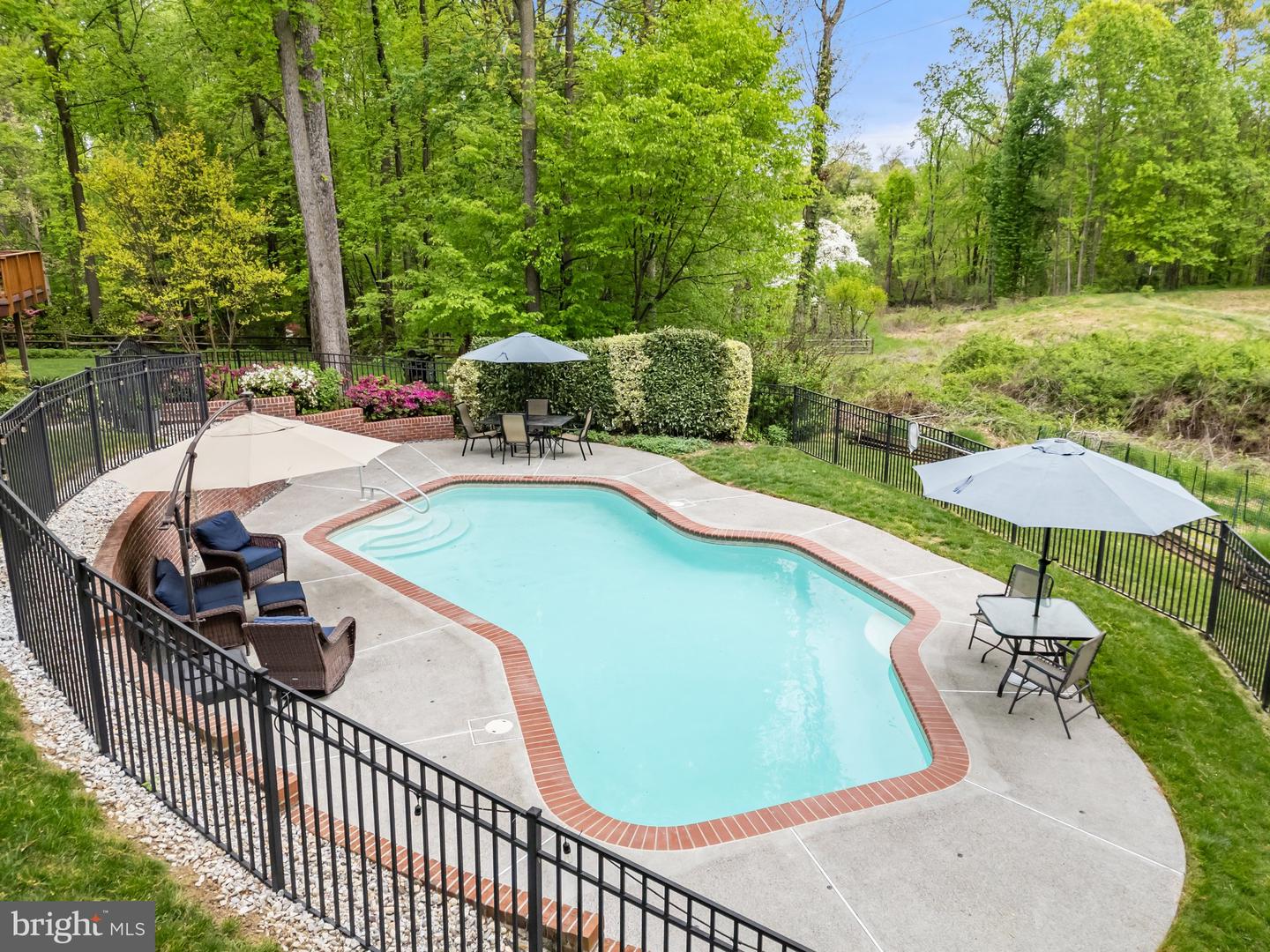 12717 MELVILLE LN, FAIRFAX, Virginia 22033, 4 Bedrooms Bedrooms, ,3 BathroomsBathrooms,Residential,For sale,12717 MELVILLE LN,VAFX2238420 MLS # VAFX2238420