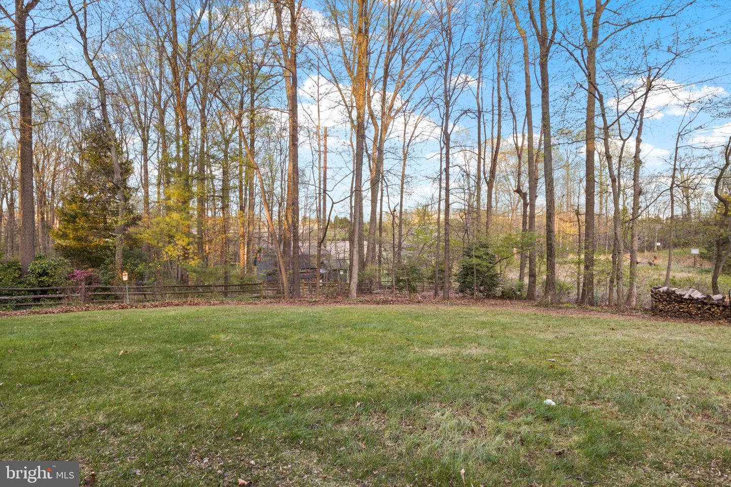 12717 MELVILLE LN, FAIRFAX, Virginia 22033, 4 Bedrooms Bedrooms, ,3 BathroomsBathrooms,Residential,For sale,12717 MELVILLE LN,VAFX2238420 MLS # VAFX2238420
