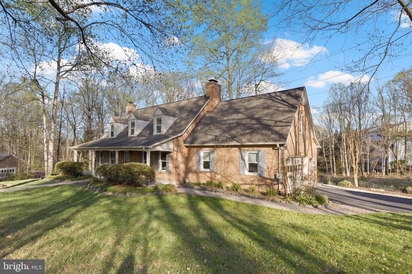 12717 MELVILLE LN, FAIRFAX, Virginia 22033, 4 Bedrooms Bedrooms, ,3 BathroomsBathrooms,Residential,For sale,12717 MELVILLE LN,VAFX2238420 MLS # VAFX2238420
