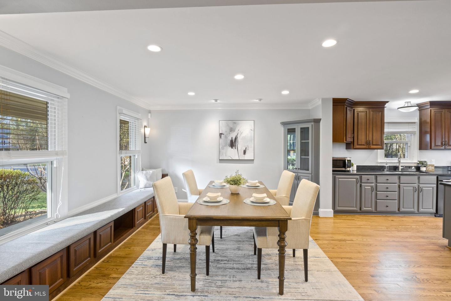 12717 MELVILLE LN, FAIRFAX, Virginia 22033, 4 Bedrooms Bedrooms, ,3 BathroomsBathrooms,Residential,For sale,12717 MELVILLE LN,VAFX2238420 MLS # VAFX2238420
