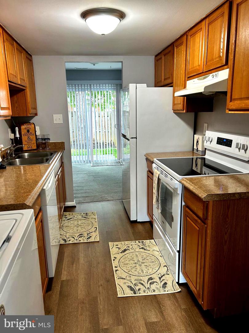 2940 BUELL CT, DUMFRIES, Virginia 22026, 3 Bedrooms Bedrooms, ,2 BathroomsBathrooms,Residential,For sale,2940 BUELL CT,VAPW2093990 MLS # VAPW2093990
