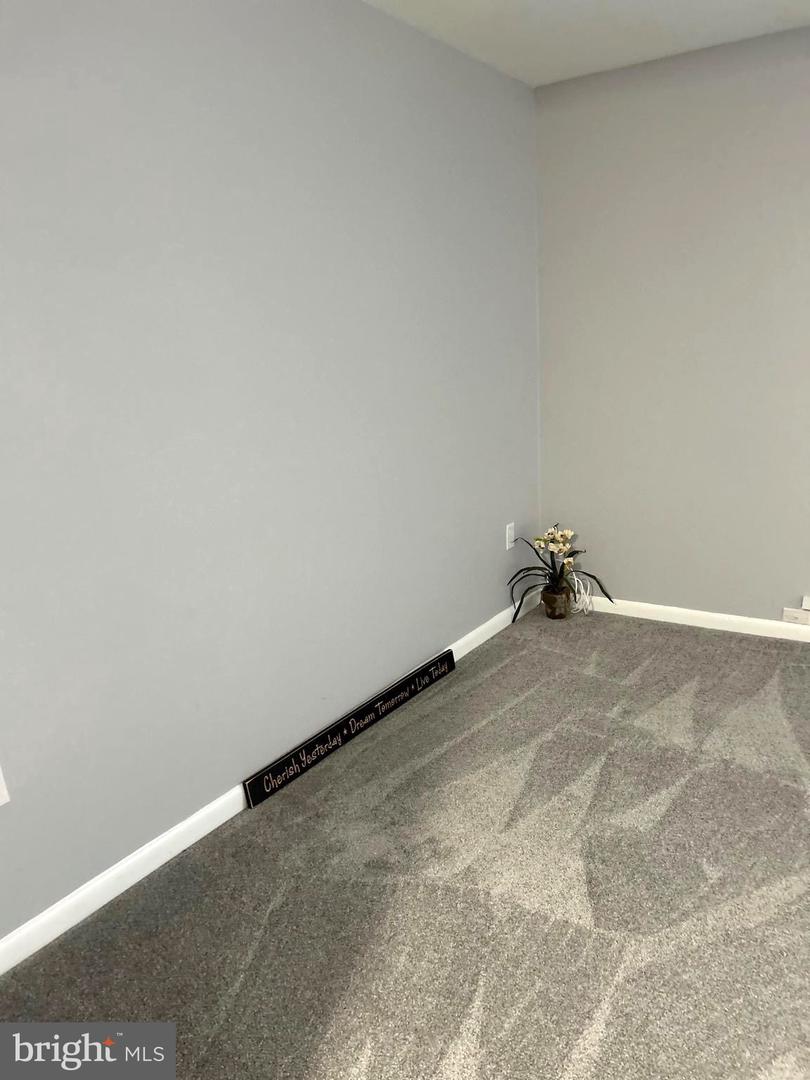 2940 BUELL CT, DUMFRIES, Virginia 22026, 3 Bedrooms Bedrooms, ,2 BathroomsBathrooms,Residential,For sale,2940 BUELL CT,VAPW2093990 MLS # VAPW2093990