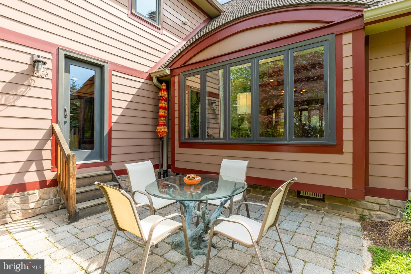 2205 IVOR LN, ALEXANDRIA, Virginia 22304, 4 Bedrooms Bedrooms, ,3 BathroomsBathrooms,Residential,For sale,2205 IVOR LN,VAAX2044974 MLS # VAAX2044974