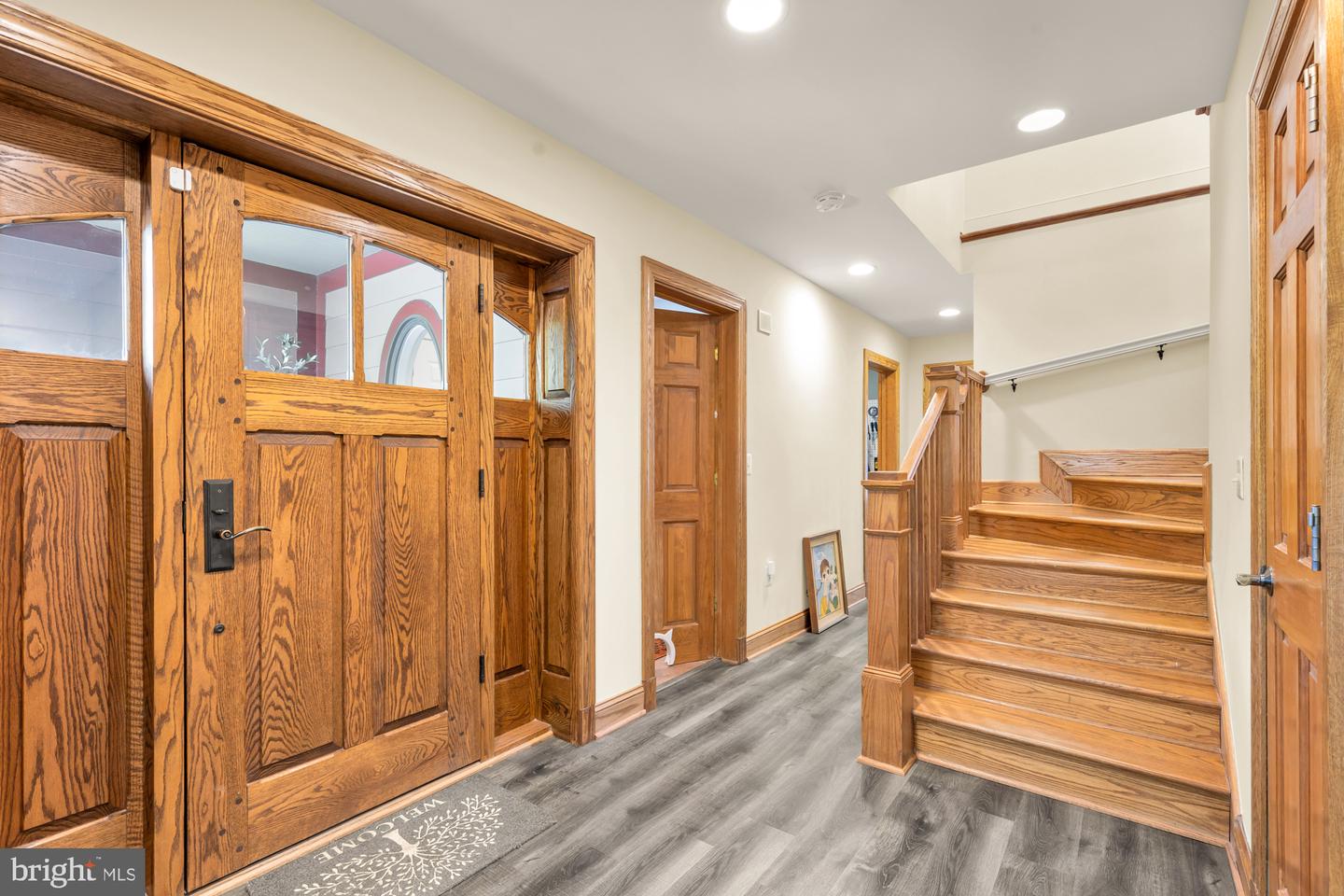 2205 IVOR LN, ALEXANDRIA, Virginia 22304, 4 Bedrooms Bedrooms, ,3 BathroomsBathrooms,Residential,For sale,2205 IVOR LN,VAAX2044974 MLS # VAAX2044974