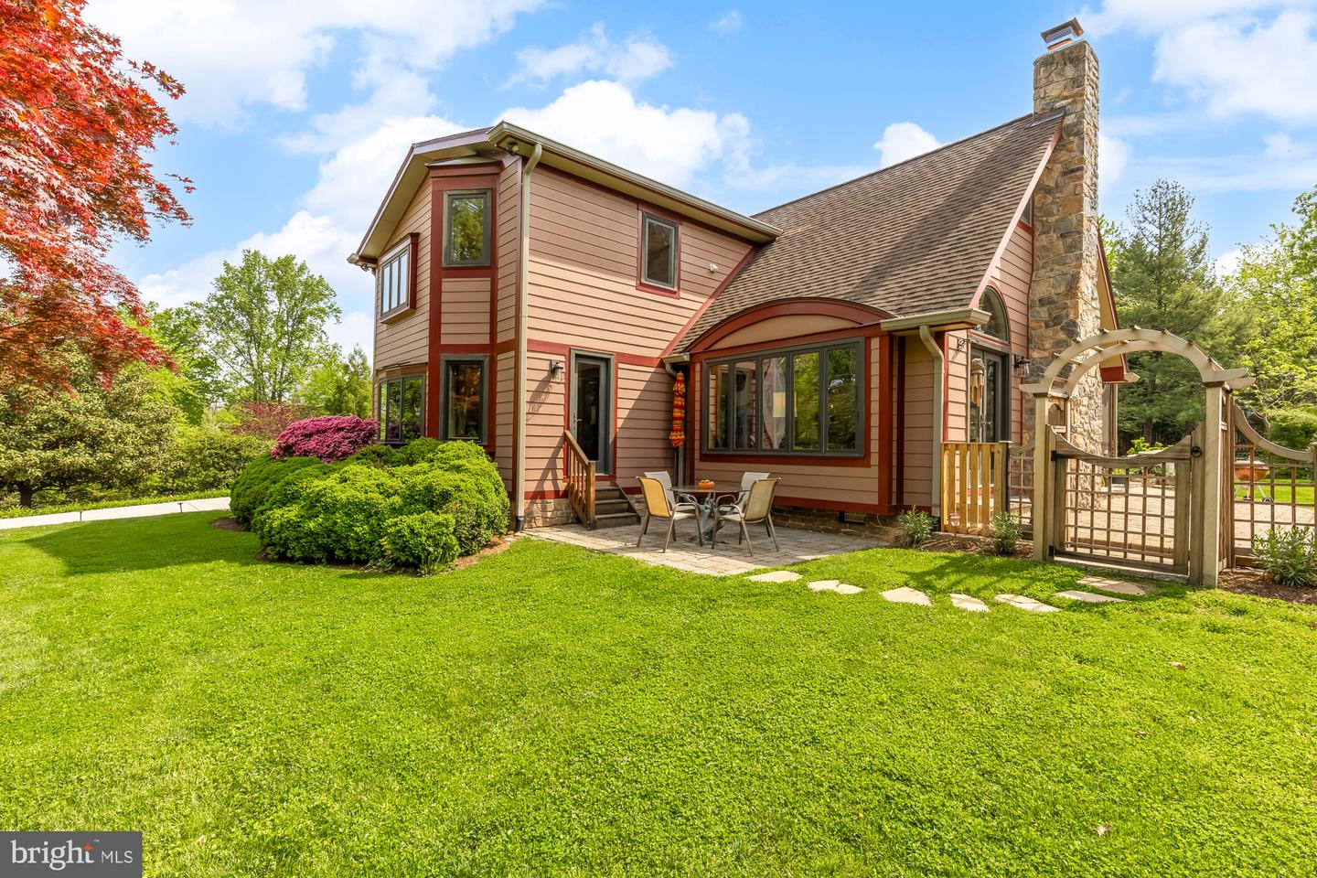 2205 IVOR LN, ALEXANDRIA, Virginia 22304, 4 Bedrooms Bedrooms, ,3 BathroomsBathrooms,Residential,For sale,2205 IVOR LN,VAAX2044974 MLS # VAAX2044974