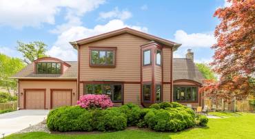 2205 IVOR LN, ALEXANDRIA, Virginia 22304, 4 Bedrooms Bedrooms, ,3 BathroomsBathrooms,Residential,For sale,2205 IVOR LN,VAAX2044974 MLS # VAAX2044974