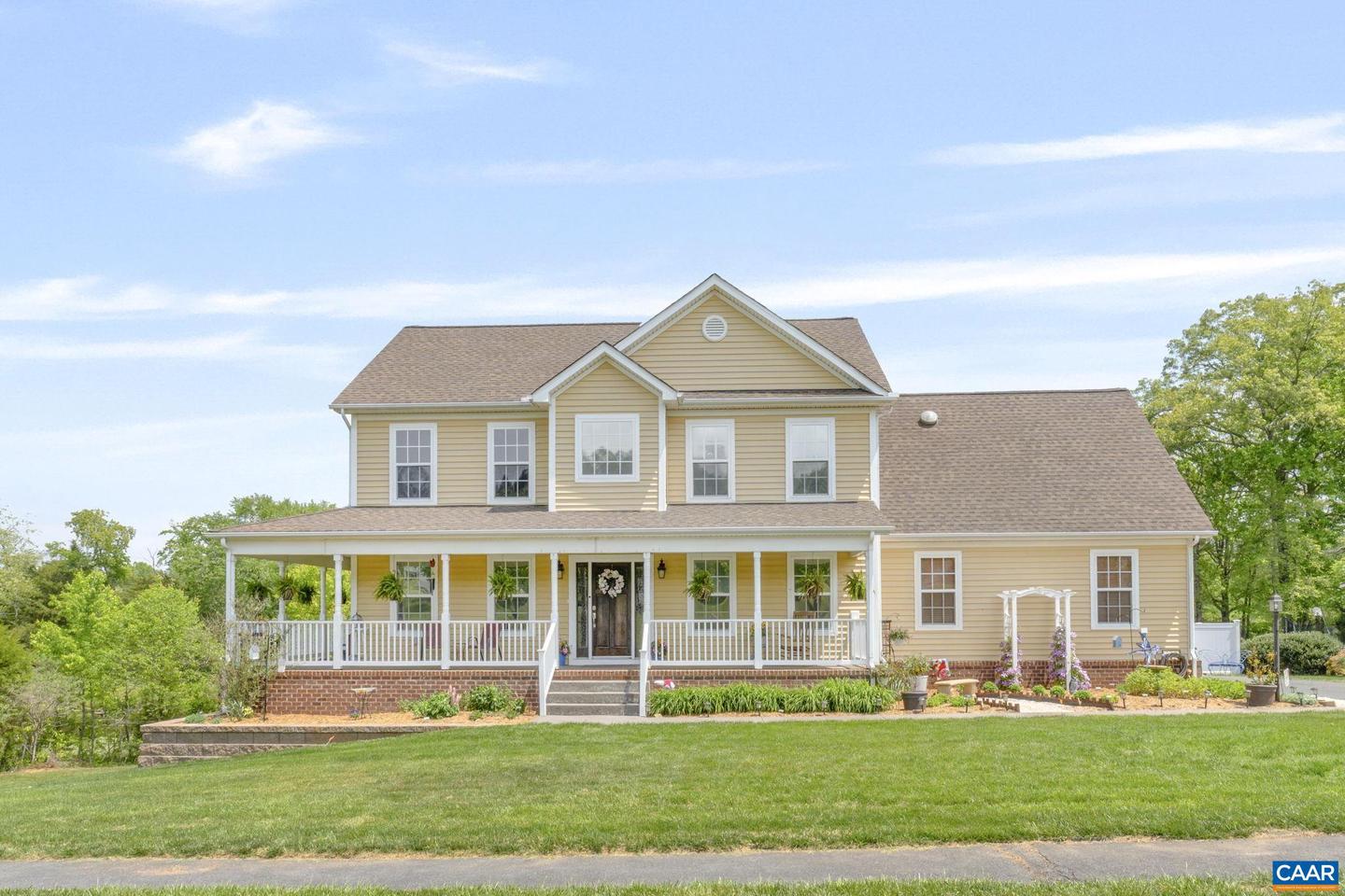 504 GLEN CIR, TROY, Virginia 22974, 6 Bedrooms Bedrooms, ,5 BathroomsBathrooms,Residential,For sale,504 GLEN CIR,664088 MLS # 664088