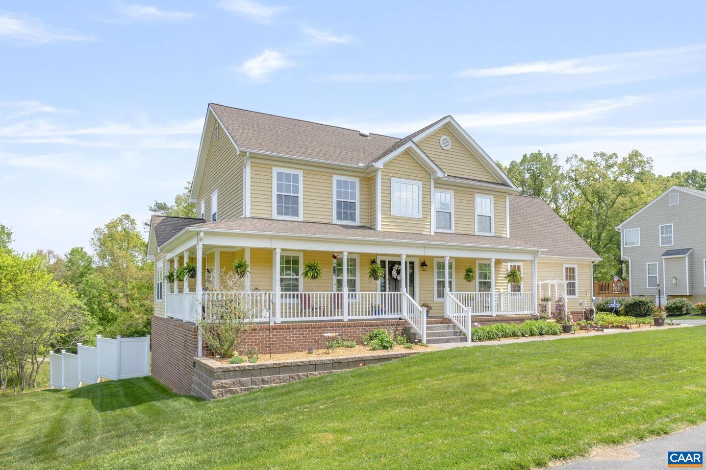504 GLEN CIR, TROY, Virginia 22974, 6 Bedrooms Bedrooms, ,5 BathroomsBathrooms,Residential,For sale,504 GLEN CIR,664088 MLS # 664088