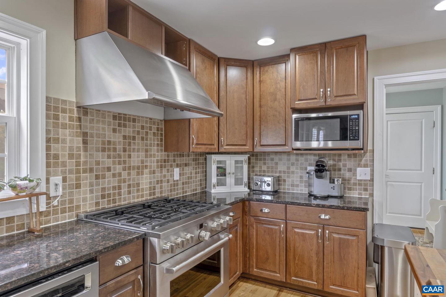 504 GLEN CIR, TROY, Virginia 22974, 6 Bedrooms Bedrooms, ,5 BathroomsBathrooms,Residential,For sale,504 GLEN CIR,664088 MLS # 664088