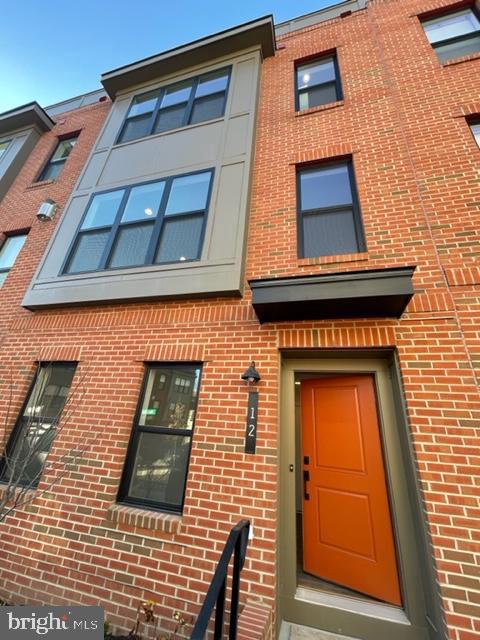 12 MURAL WALK NE, WASHINGTON, District Of Columbia 20011, 4 Bedrooms Bedrooms, ,3 BathroomsBathrooms,Residential,For sale,12 MURAL WALK NE,DCDC2199086 MLS # DCDC2199086