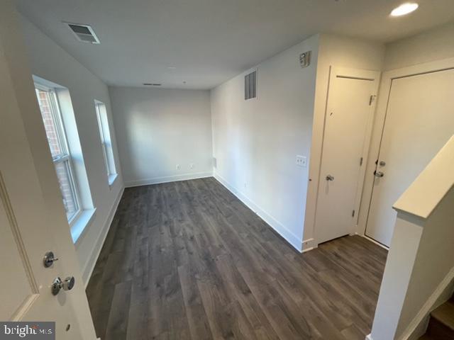 12 MURAL WALK NE, WASHINGTON, District Of Columbia 20011, 4 Bedrooms Bedrooms, ,3 BathroomsBathrooms,Residential,For sale,12 MURAL WALK NE,DCDC2199086 MLS # DCDC2199086