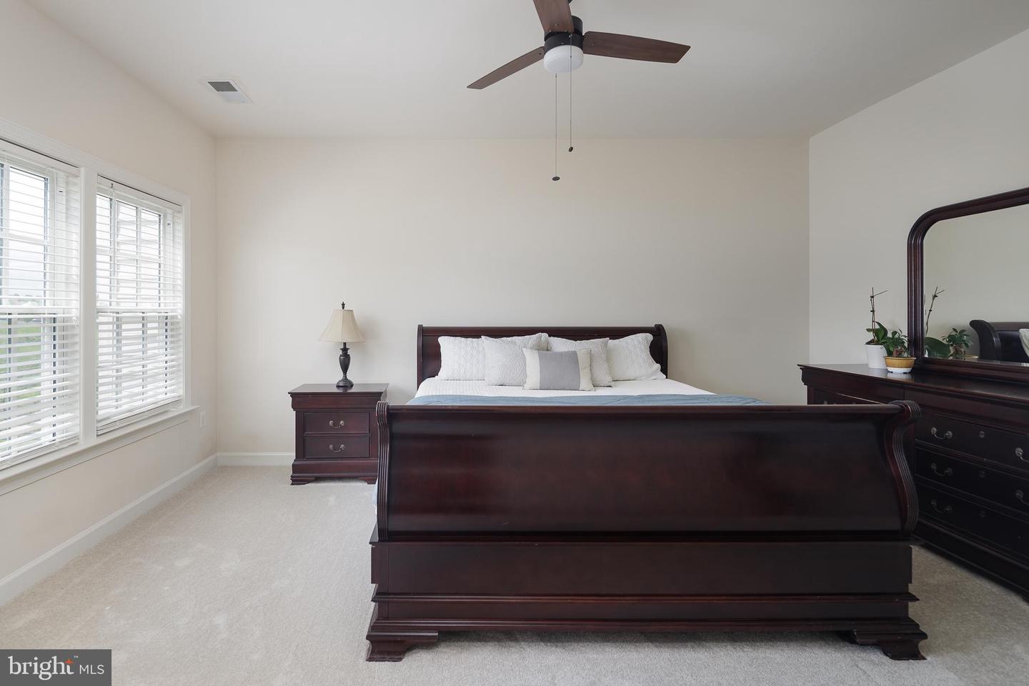 10452 TENTH ALABAMA WAY, BRISTOW, Virginia 20136, 4 Bedrooms Bedrooms, ,2 BathroomsBathrooms,Residential,For sale,10452 TENTH ALABAMA WAY,VAPW2094024 MLS # VAPW2094024