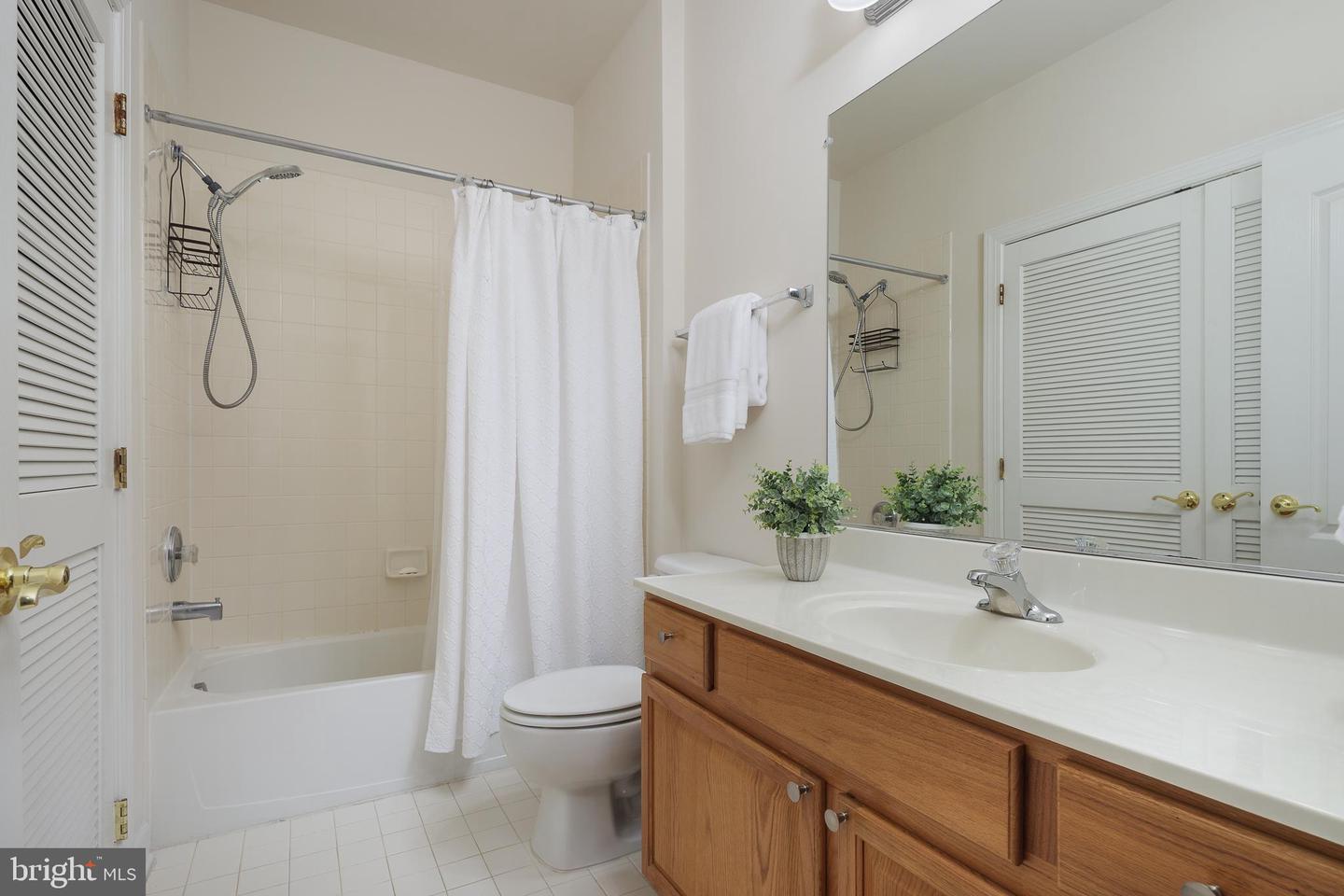 10452 TENTH ALABAMA WAY, BRISTOW, Virginia 20136, 4 Bedrooms Bedrooms, ,2 BathroomsBathrooms,Residential,For sale,10452 TENTH ALABAMA WAY,VAPW2094024 MLS # VAPW2094024