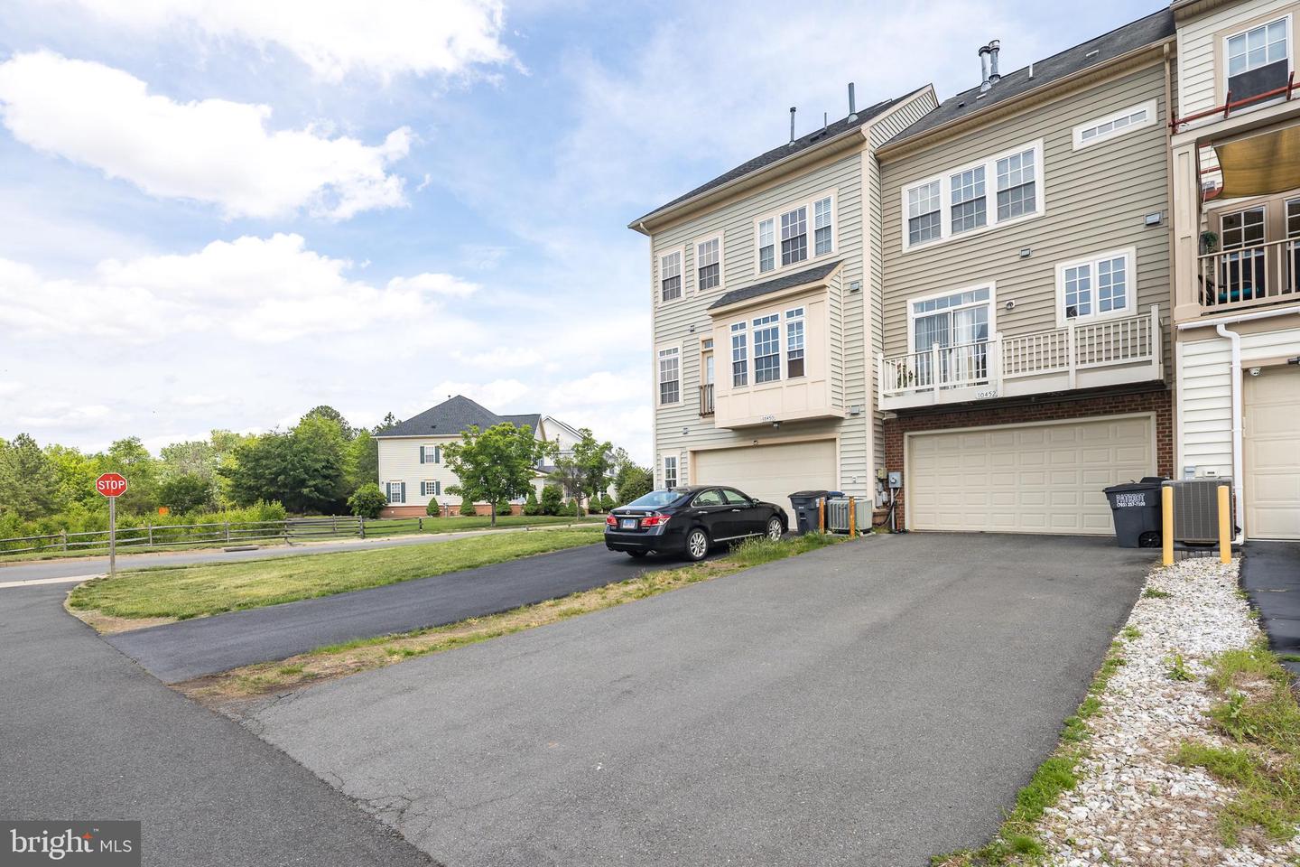 10452 TENTH ALABAMA WAY, BRISTOW, Virginia 20136, 4 Bedrooms Bedrooms, ,2 BathroomsBathrooms,Residential,For sale,10452 TENTH ALABAMA WAY,VAPW2094024 MLS # VAPW2094024