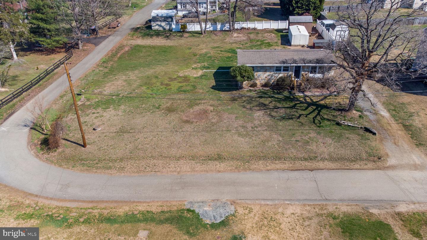 25 VIRGINIA AVE, FREDERICKSBURG, Virginia 22405, 3 Bedrooms Bedrooms, ,2 BathroomsBathrooms,Residential,For sale,25 VIRGINIA AVE,VAST2038536 MLS # VAST2038536