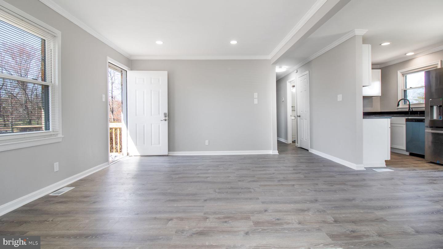25 VIRGINIA AVE, FREDERICKSBURG, Virginia 22405, 3 Bedrooms Bedrooms, ,2 BathroomsBathrooms,Residential,For sale,25 VIRGINIA AVE,VAST2038536 MLS # VAST2038536