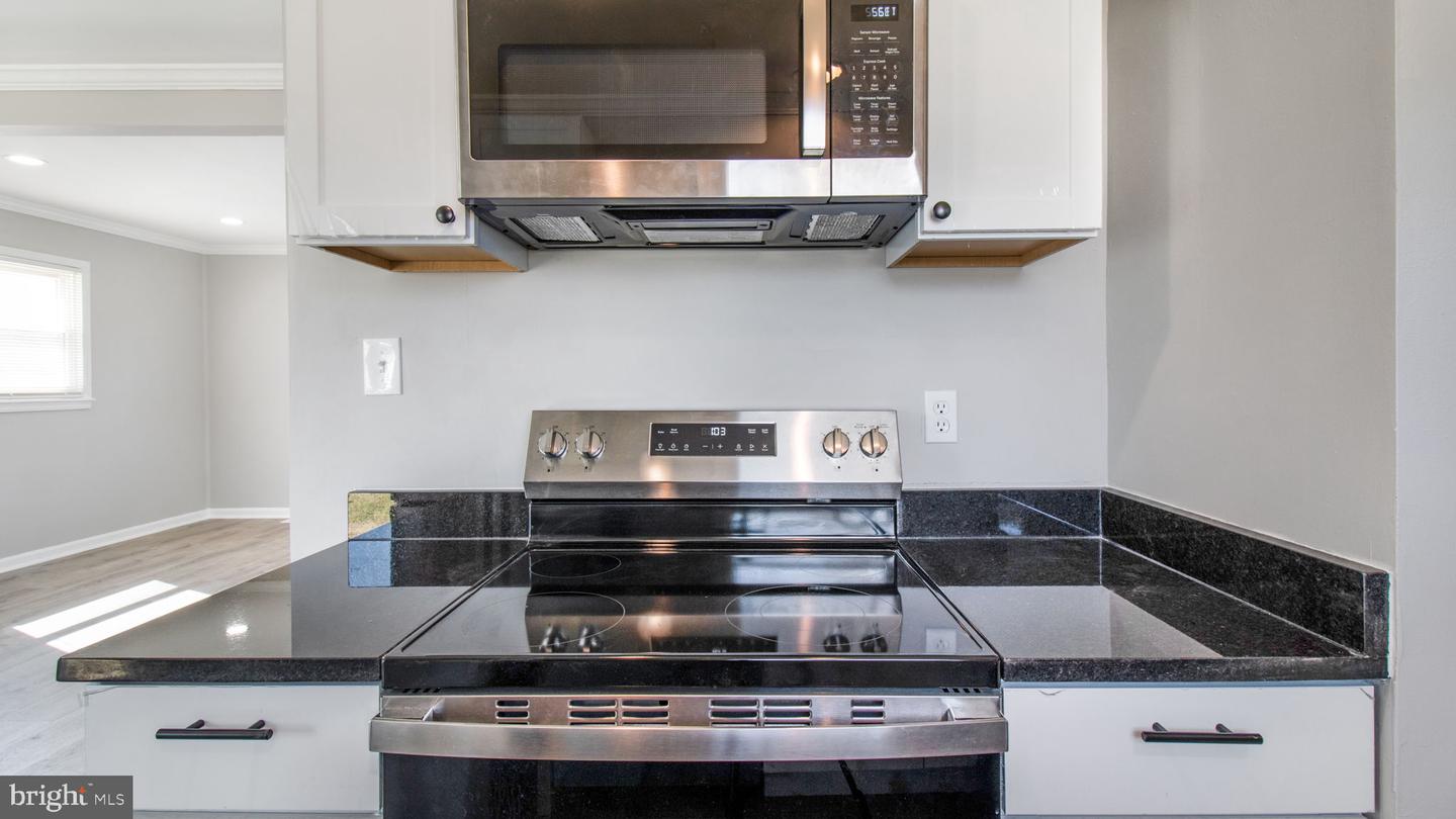 25 VIRGINIA AVE, FREDERICKSBURG, Virginia 22405, 3 Bedrooms Bedrooms, ,2 BathroomsBathrooms,Residential,For sale,25 VIRGINIA AVE,VAST2038536 MLS # VAST2038536