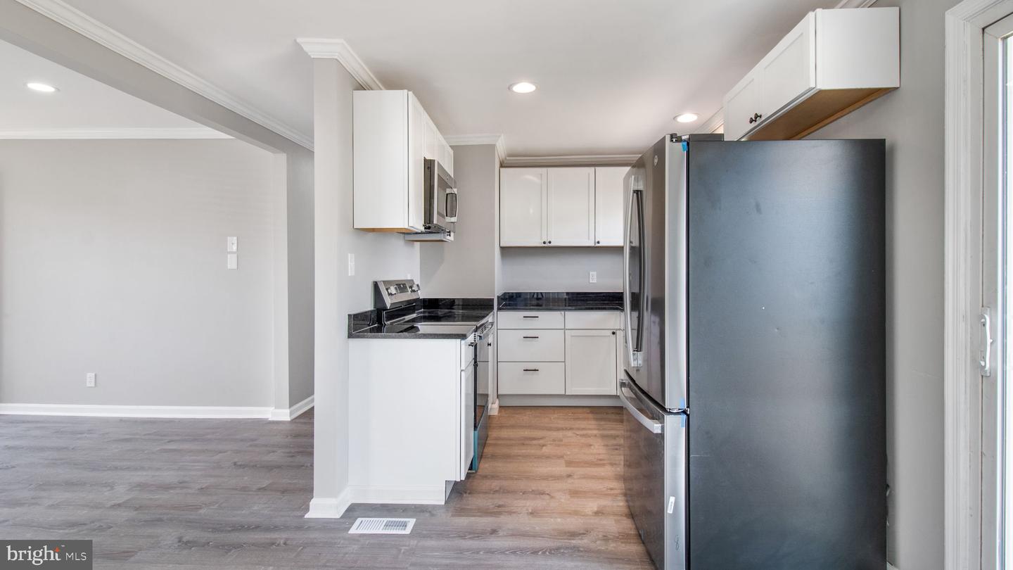 25 VIRGINIA AVE, FREDERICKSBURG, Virginia 22405, 3 Bedrooms Bedrooms, ,2 BathroomsBathrooms,Residential,For sale,25 VIRGINIA AVE,VAST2038536 MLS # VAST2038536