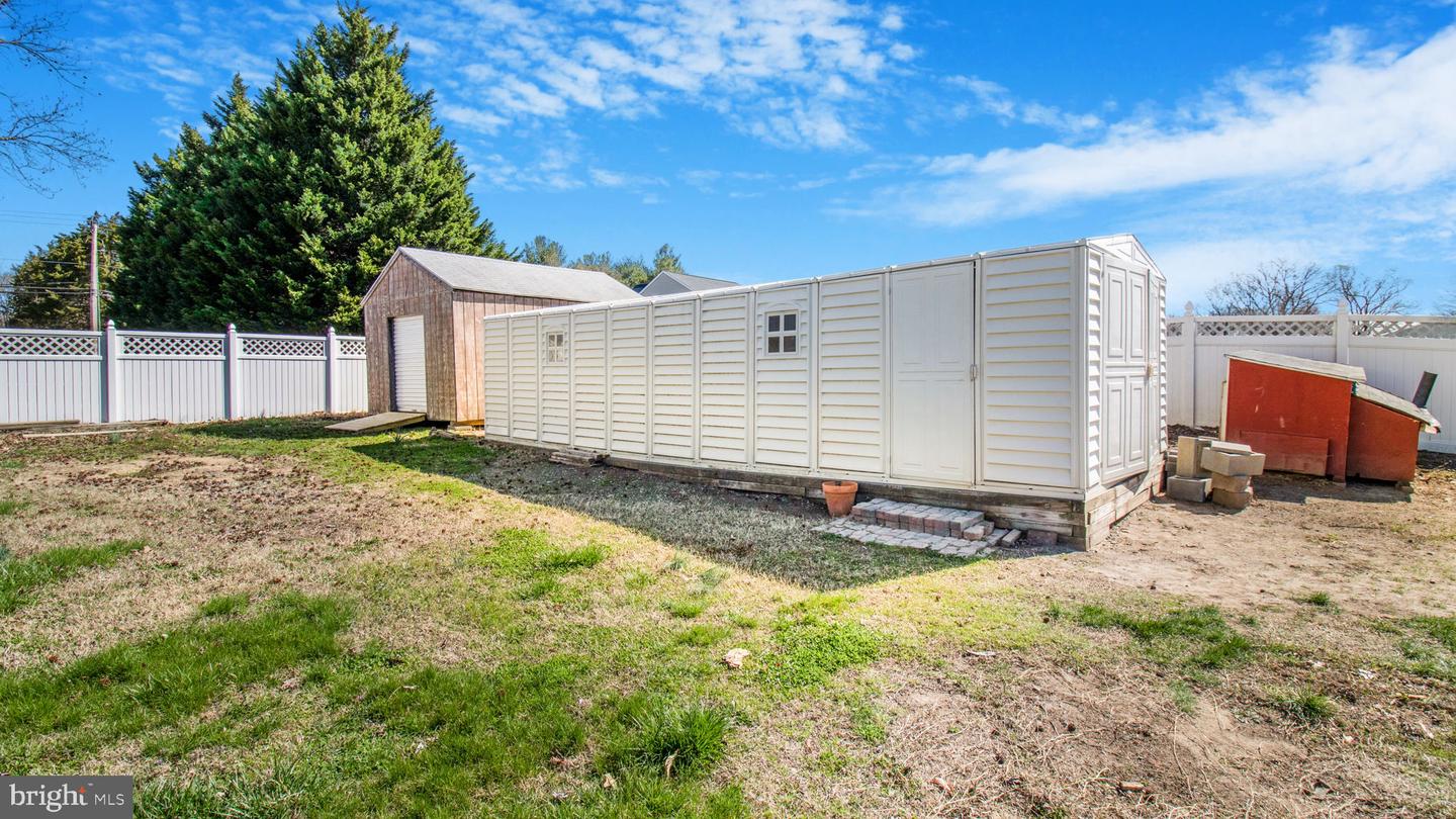 25 VIRGINIA AVE, FREDERICKSBURG, Virginia 22405, 3 Bedrooms Bedrooms, ,2 BathroomsBathrooms,Residential,For sale,25 VIRGINIA AVE,VAST2038536 MLS # VAST2038536
