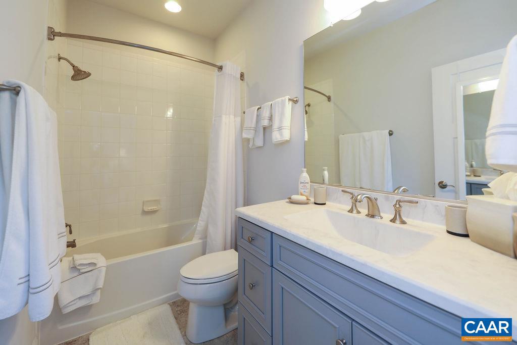 5459 OXBOW DR, CROZET, Virginia 22932, 5 Bedrooms Bedrooms, ,3 BathroomsBathrooms,Residential,For sale,5459 OXBOW DR,664091 MLS # 664091